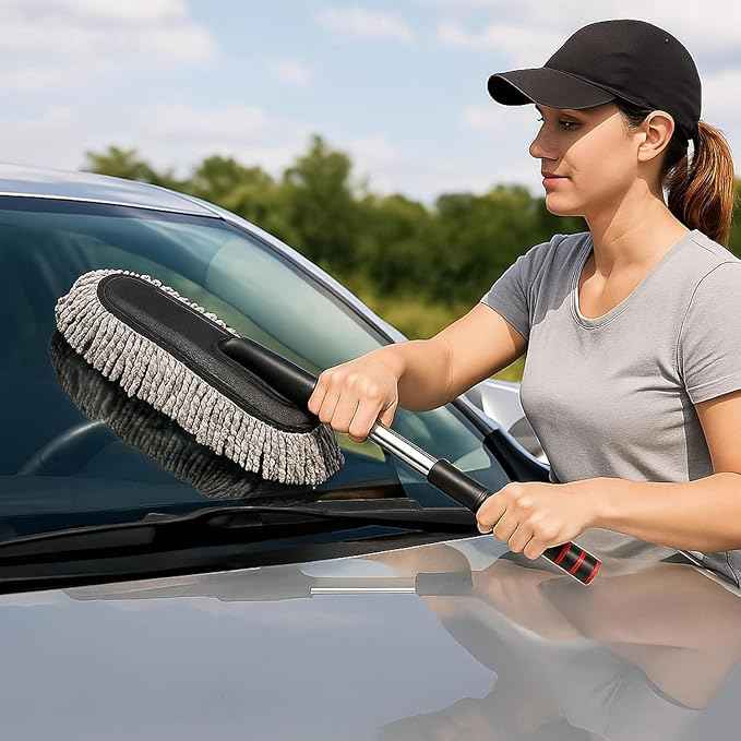 Car Dust Cleaner with Extendable Handle | Microfiber Cleaning Brush for Car, Truck, SUV | Lint-Free, Scratch-Free Auto Duster for Interior & Exterior – Washable & Reusable